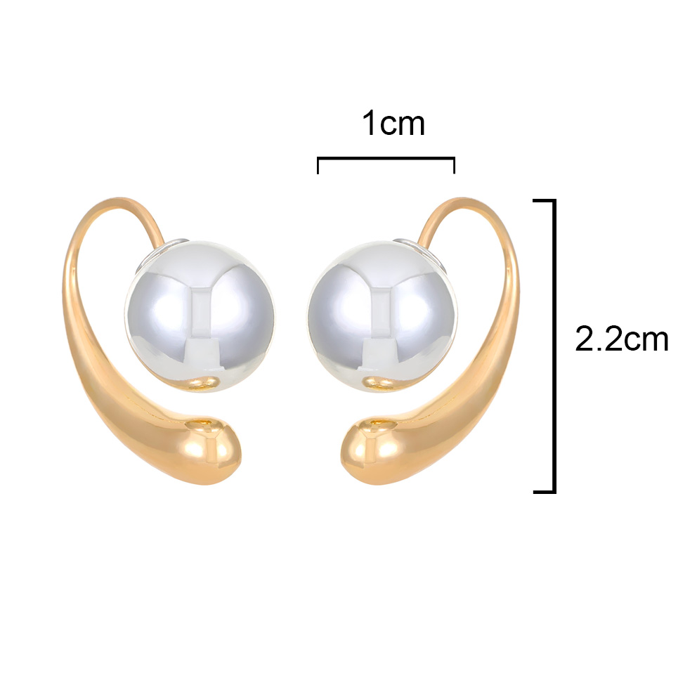 Luminary Pearl & Gold Plated Curve Earrings - Image 5